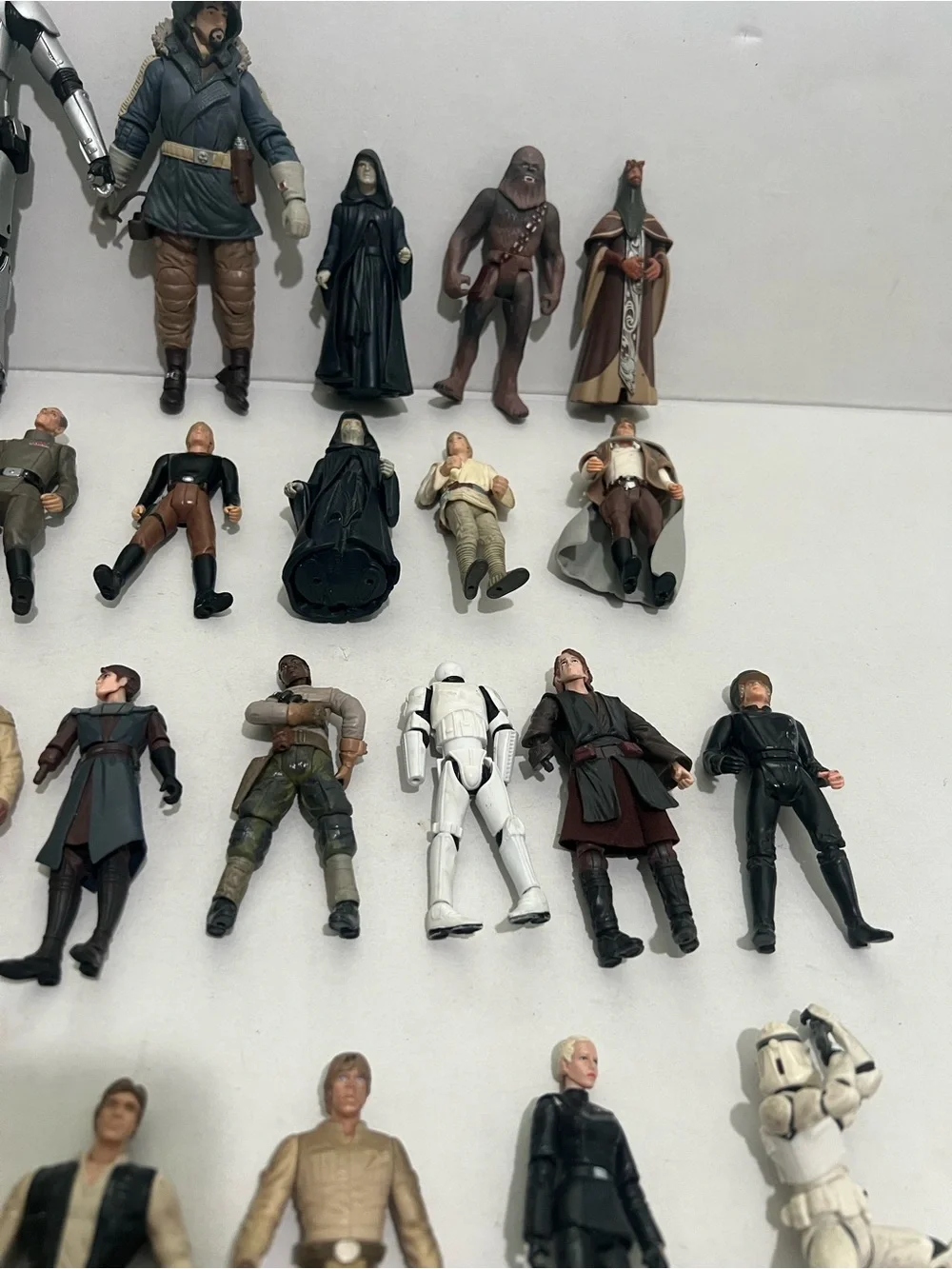 Star Wars Action Figure Lot - Black, Brown, White, Tan